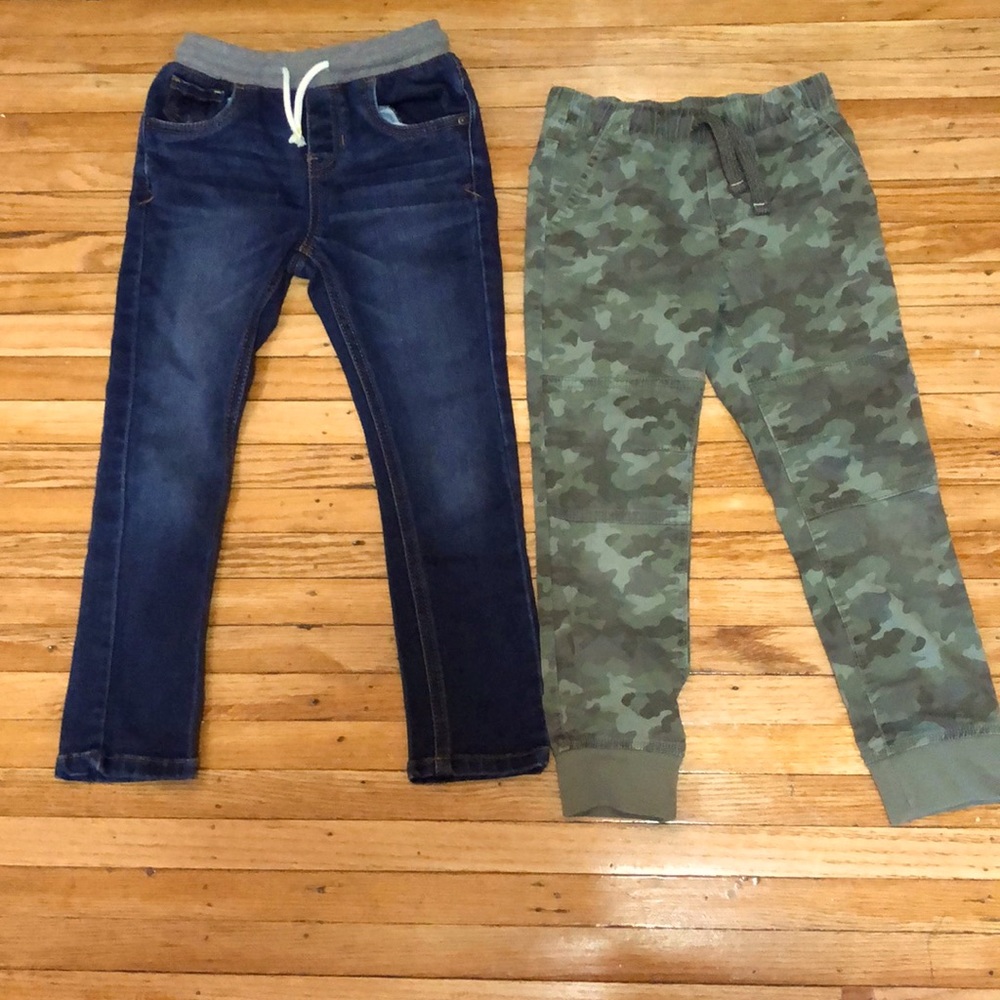 Boys Bottoms sz 5T - two pairs